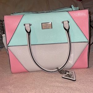 Guess crossbody purse ! Basically new